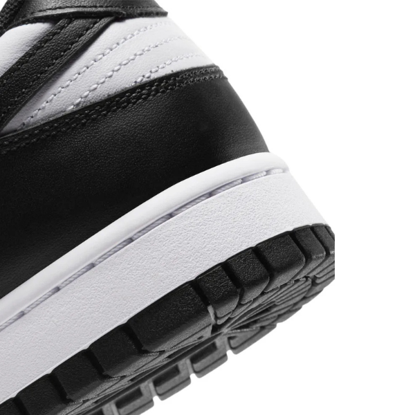 Nike Dunk Low Retro Panda